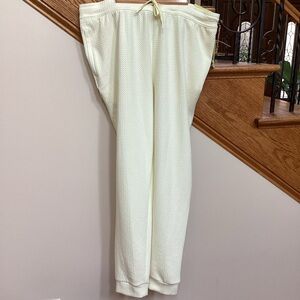 All in Motion Women's Pastel Yellow Mid rise Jogger Pants. NWT, size Reg Large